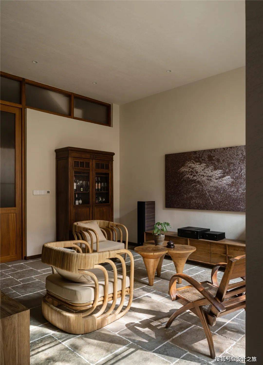 and native wood wall cabinet are used to increase the texture of