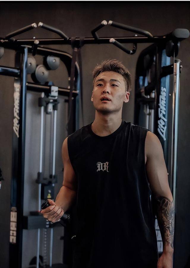 球员_官方_账号