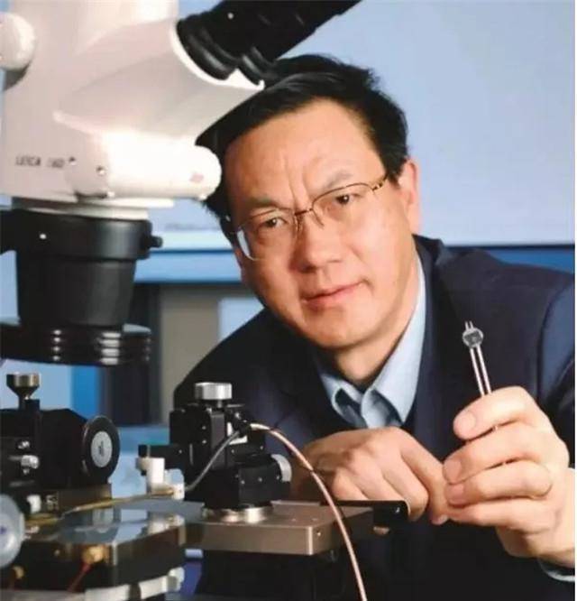 王中林:从农村娃到世界顶尖科学家,他用实力打败寒门难出贵子论_研究