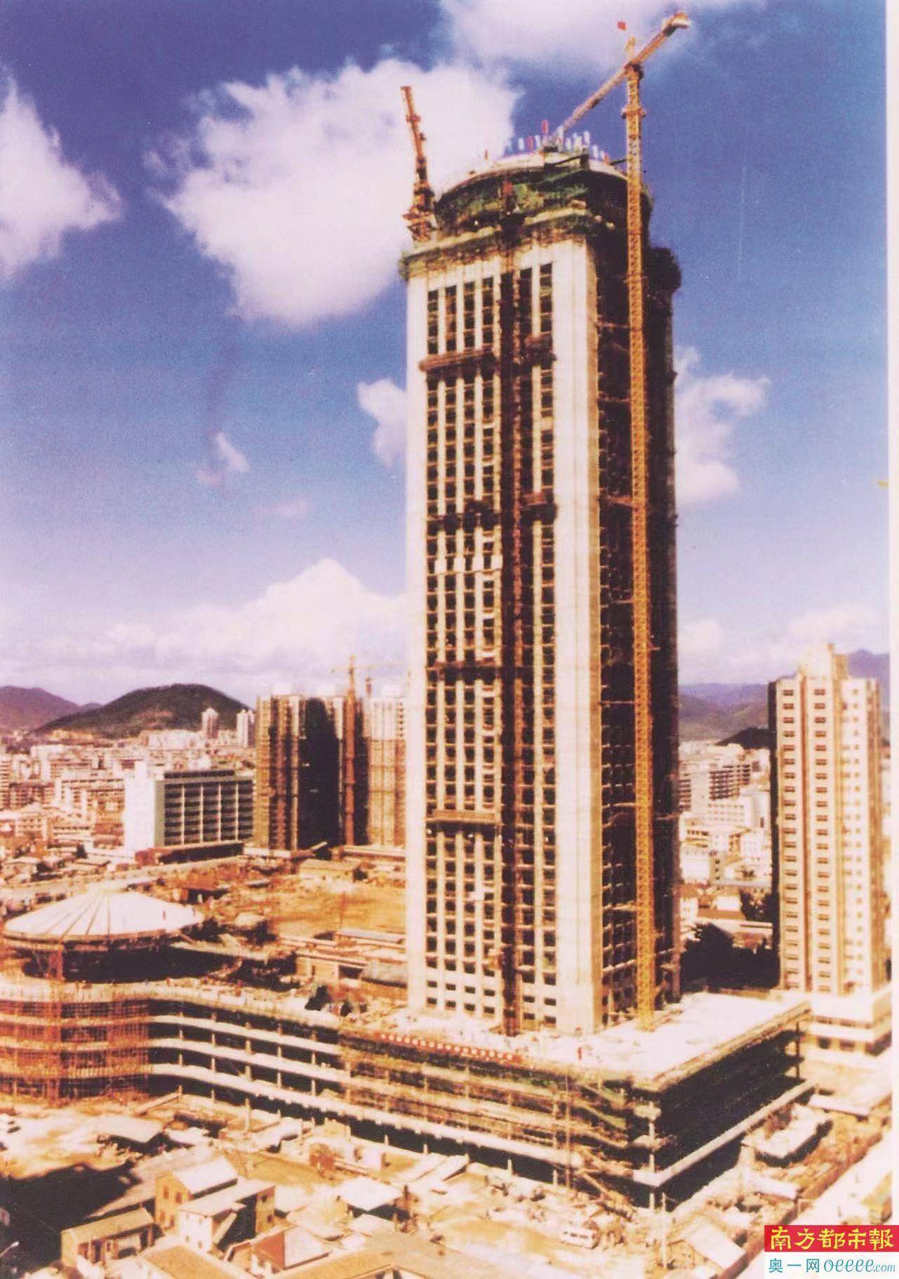 深爱8·26 深圳经济特区迎来42岁"生日"