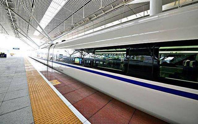 广州将现世界最大火车站，耗资130个亿，有30个天安门那么大！