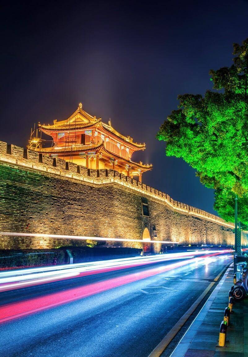 襄阳这地方厉害，与北京王府井等地共同上榜全国夜间旅游最高荣誉