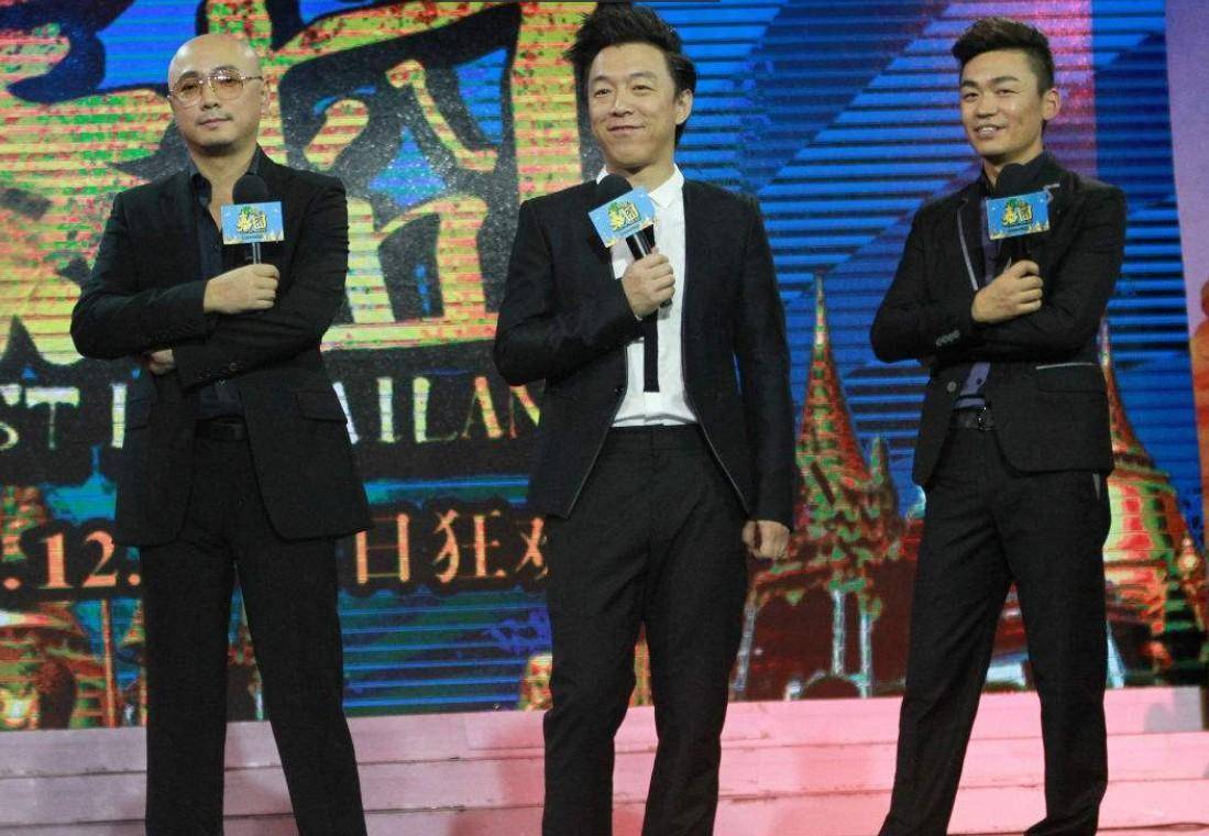 黄渤请王宝强帮忙点酒,宝强脱口四个字,难怪徐峥离不开他_英语_时候