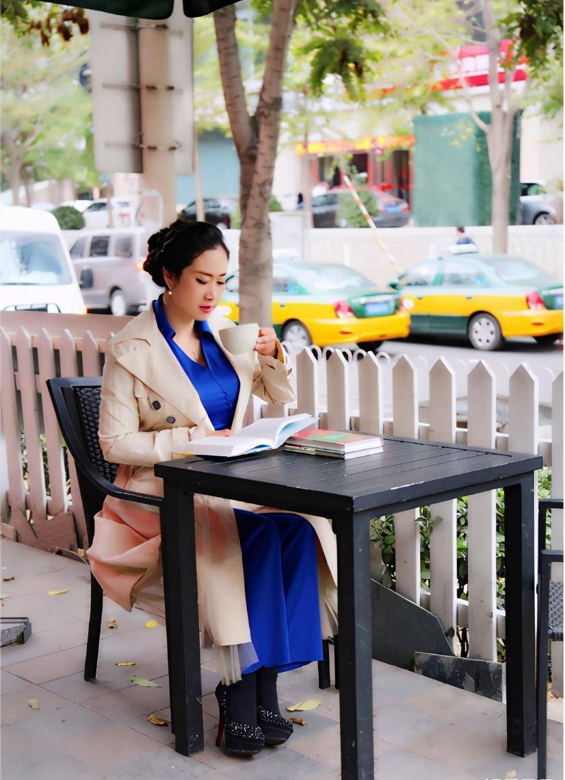 芙蓉姐姐终于瘦了!