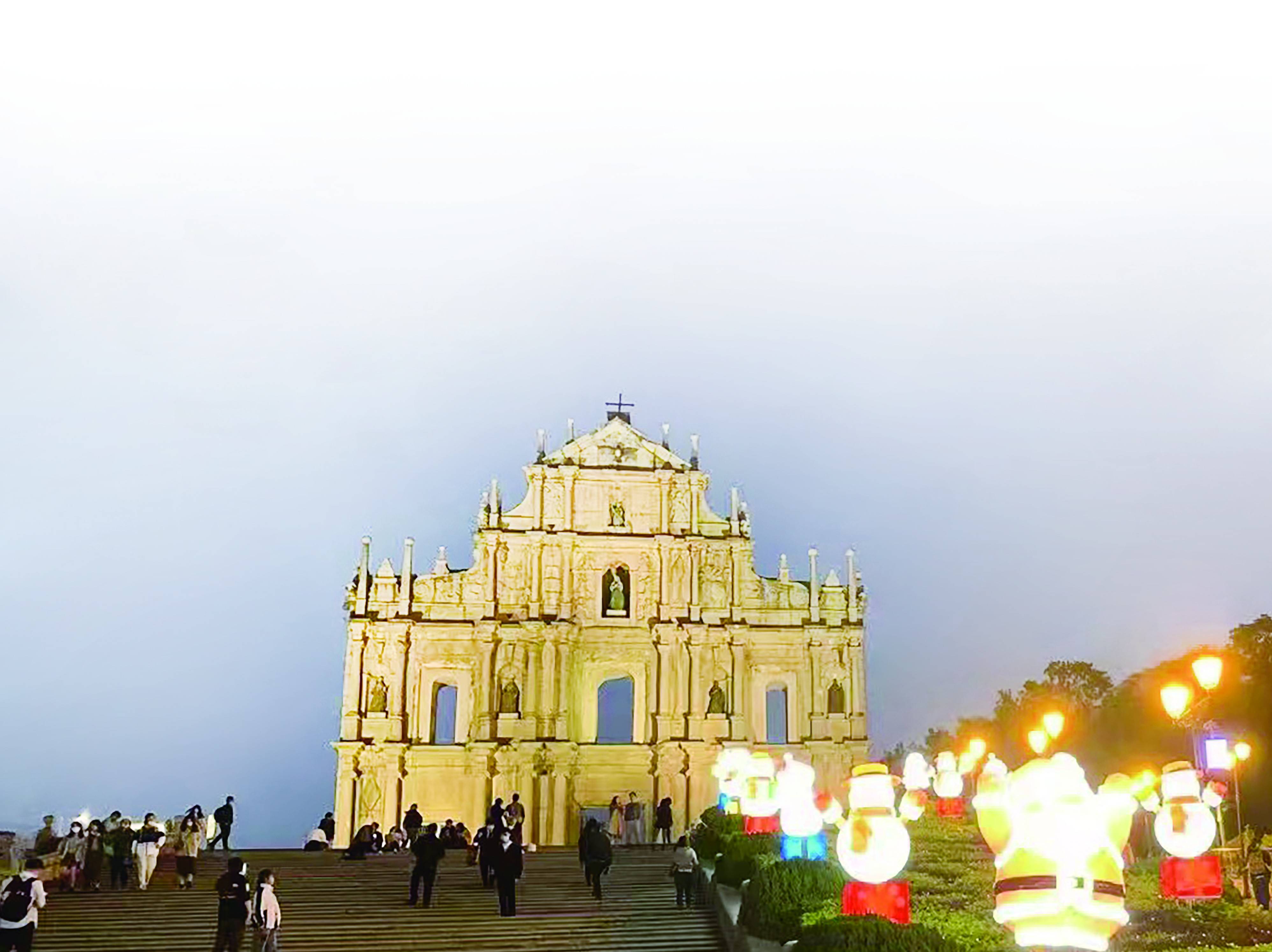 澳門大三巴牌坊夜景 李佑愚攝澳門街景 李佑愚攝