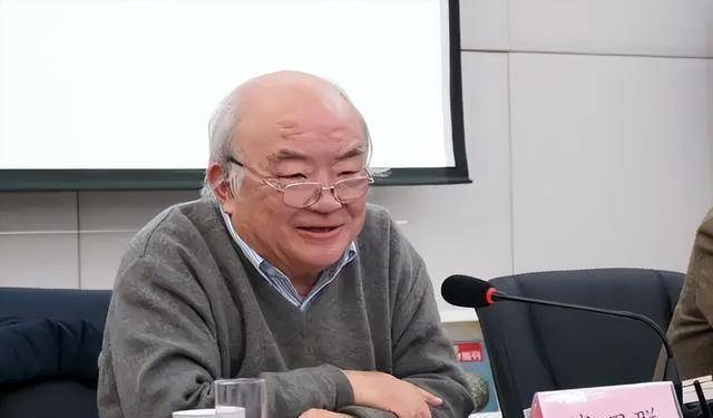 建议立法禁吃年夜饭,北大教授孔庆东:先进的文明国家都没年夜饭_中国