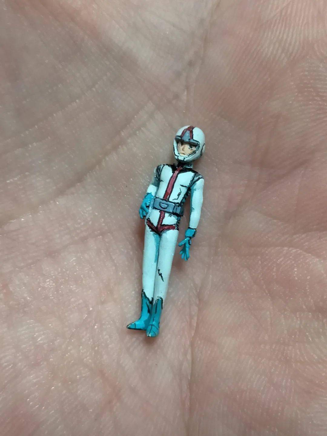 hobbyss|--这该死的压迫感,恶魔高达最终形态,它一出来地球都要抖三