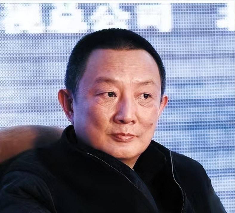 潇洒导演张健:替二婚老婆刘蓓抚养儿子,却与张若昀成仇家_张黎_黄鸣