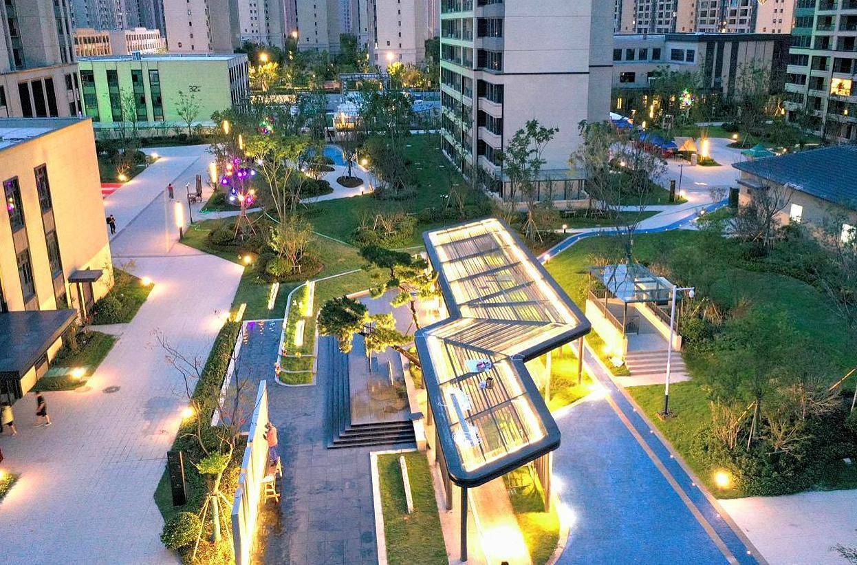 世茂服务助力盐城世茂璀璨星河盛大交付!_业主_交房_物业