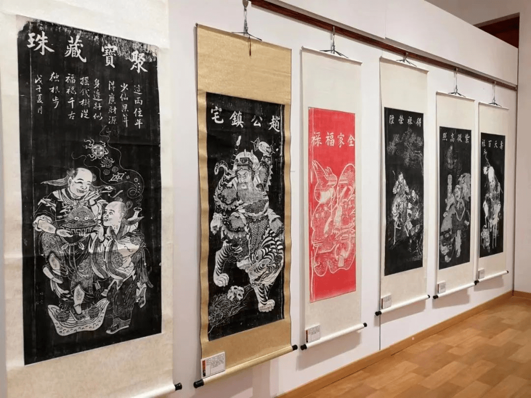 119幅绵竹木版年画精品亮相河北武强 展现独特艺术魅力_展览_参观者