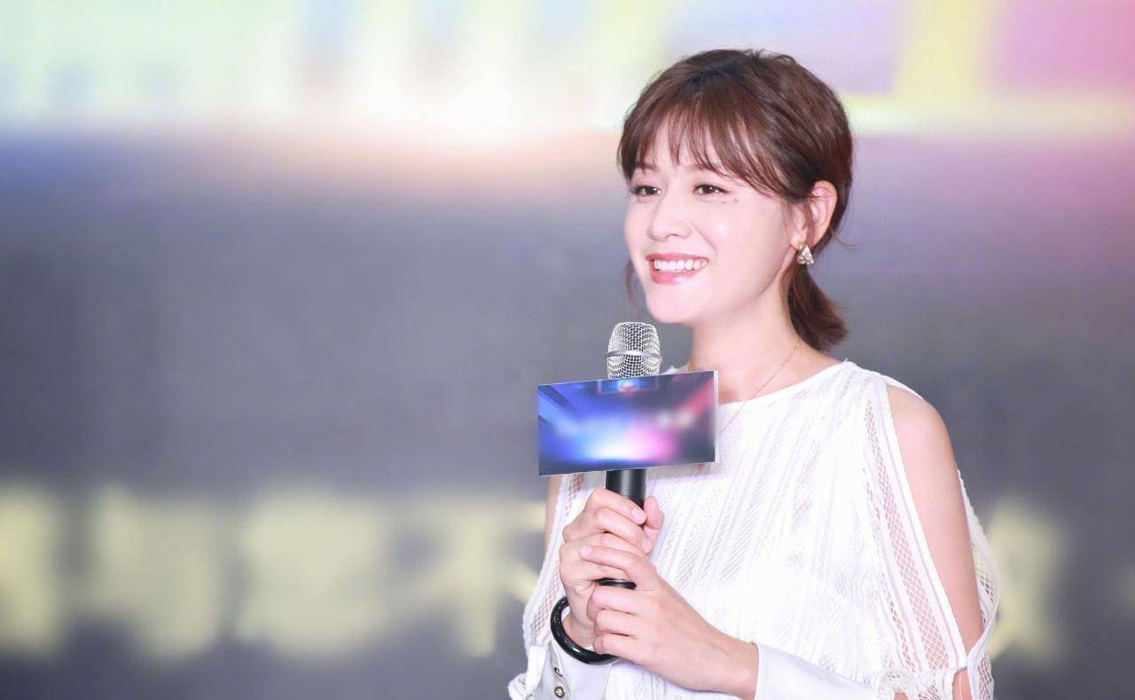 照,森碟肌肉线条超明显,这颜值身材不出道可惜了_叶一茜_新造型_照片