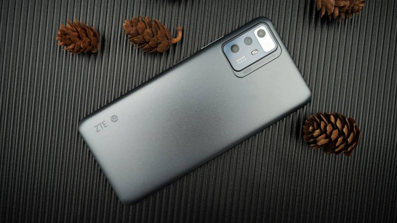 重阳节孝敬长辈就选它,中兴远航30s体验评测_手机_功能_视频