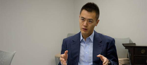 刘鸣炜身价几百亿,离婚后"只恋爱,不结婚",他为何这么做_刘銮雄_wendy