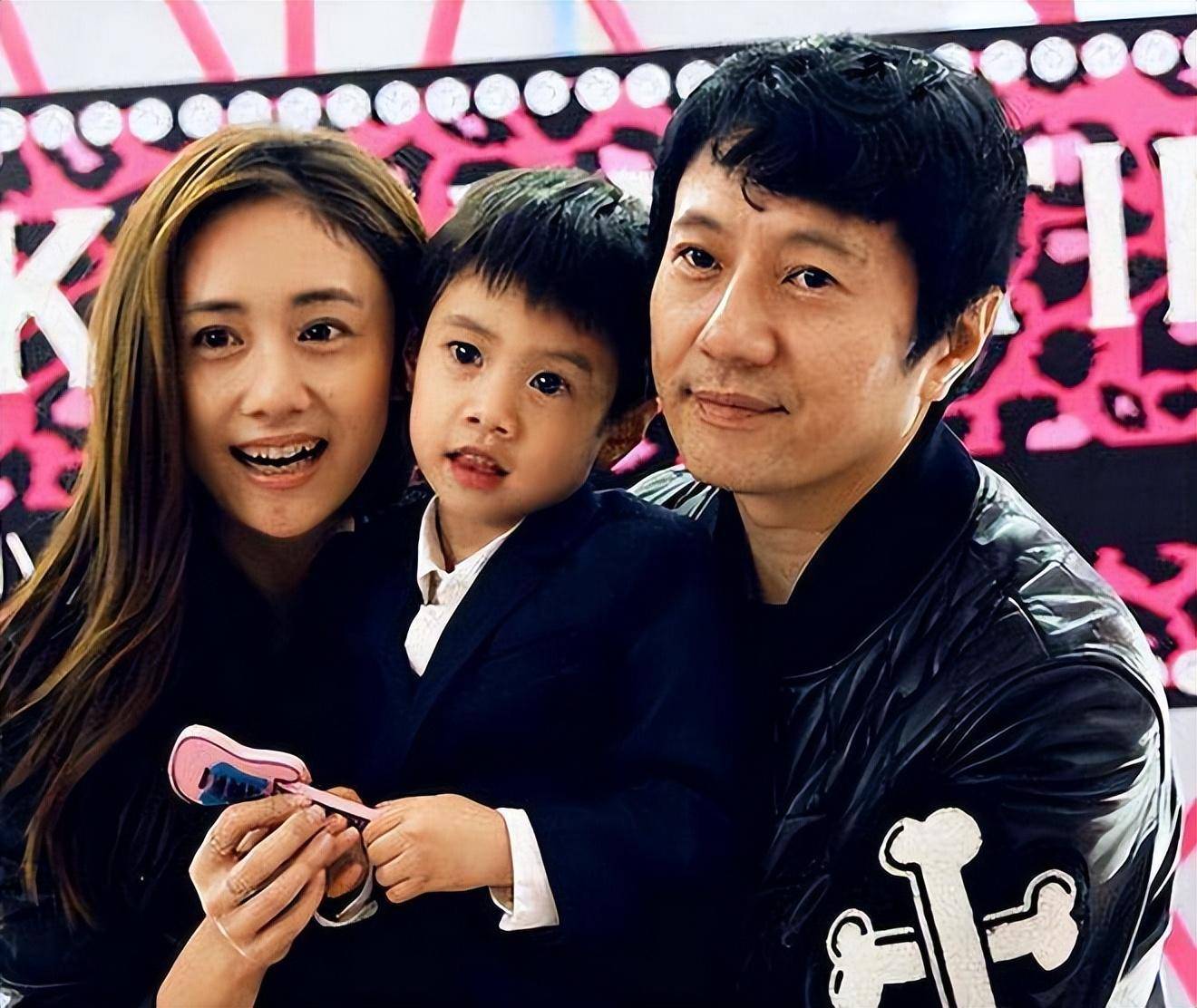 郑钧:和孙锋恋爱14年,结婚4年就离婚,转身找刘芸终于浪子回头_郑军_孙