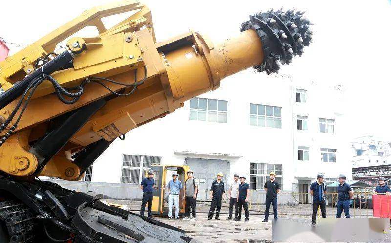 五沟矿首台智能化掘进机地面试运转取得圆满成功_工作_环境_设备