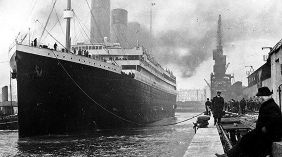 泰坦尼克号残骸8k分辨率画面公布,船体锈迹斑斑!_the_titanic_沉船