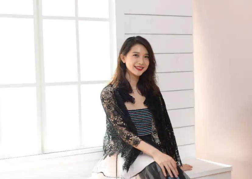 林宣妤晒人物画,把自己比作奥黛丽·赫本_郭嘉文_女神_杨紫琼