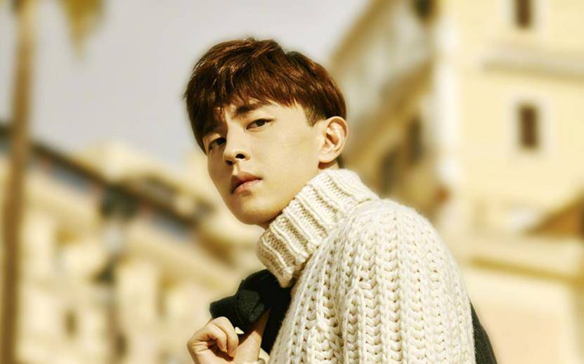 有种"遗传"叫邓伦,妈妈才是高颜值,儿子只遗传"括号唇"就帅到犯规_后