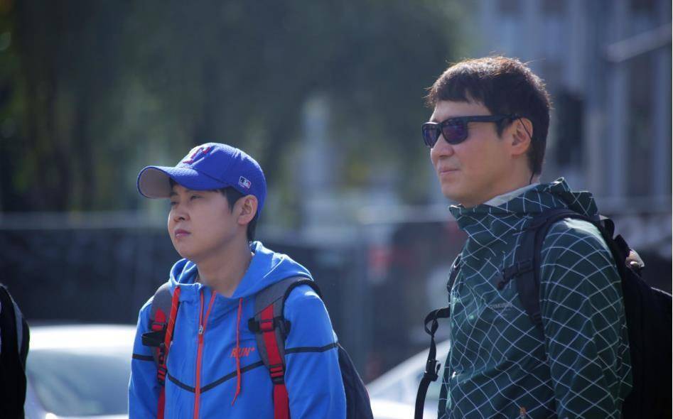 在综艺《非凡搭档》中,王濛和偶像黎明组成搭档.