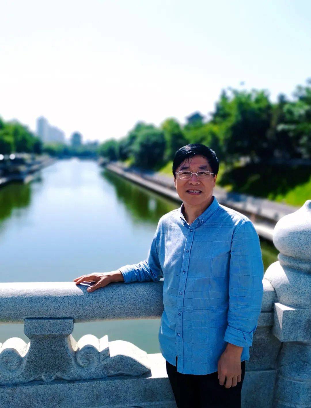 文艺工作者之家 / 头条人物张德勇_西安_书画界_作品