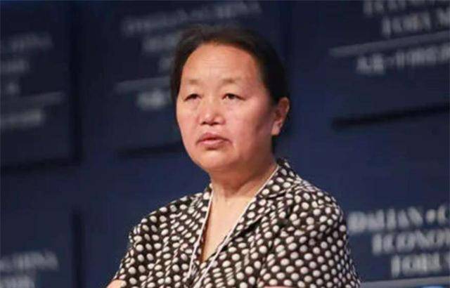 甘肃首富“雷姐”：西藏散心时无意间发现商机，26年赚下120亿