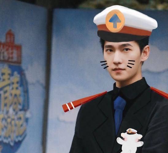 一直以来,杨洋都有一个cos梦,于是近日在《青春环游记》中他就成功