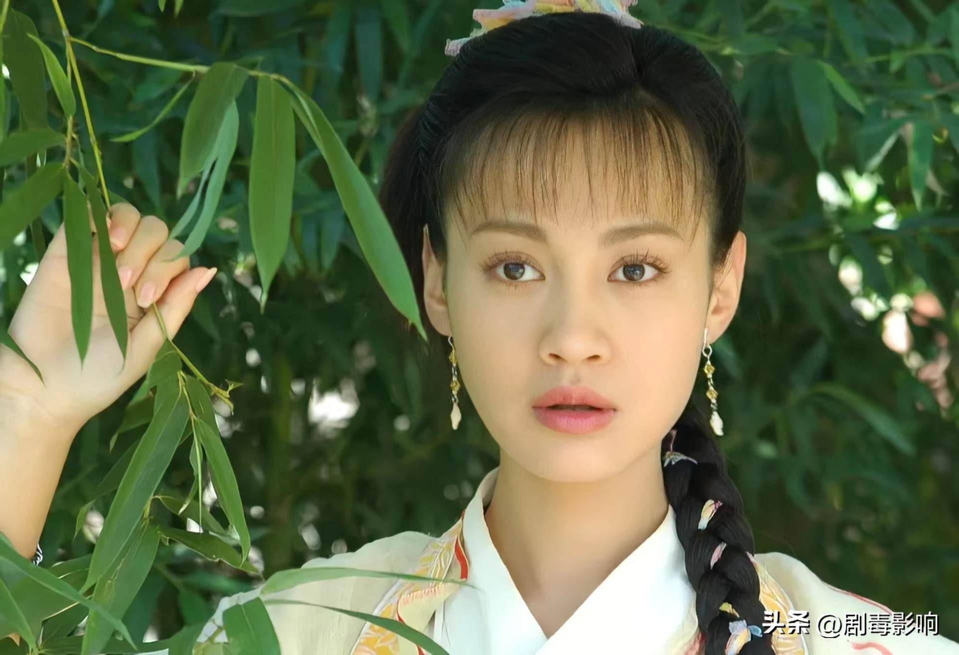 27岁红遍全国,32岁为爱隐退,如今成了"过气女星",她值得吗_杨雪_江