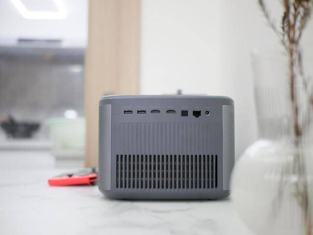 極米H5的電影色彩亮度標準怎么樣？色彩對于投影來說有多重要？