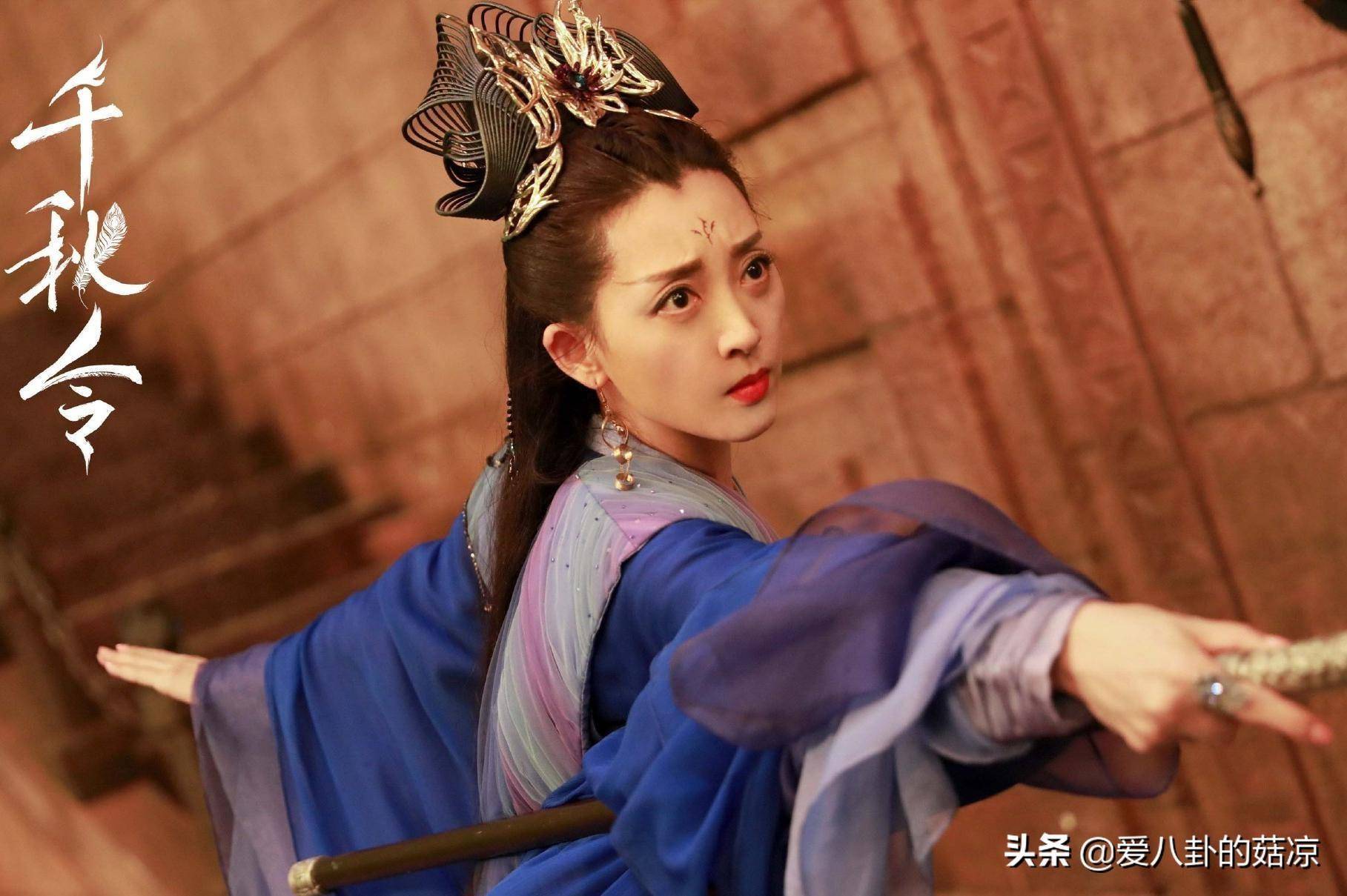 轩辕无双陈紫函饰演的玄真,儒医功用深,平地脱风尘,兼济天下,披沥赤忱