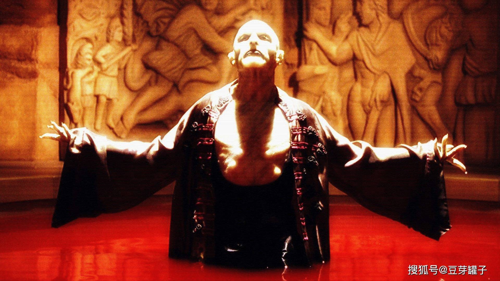 刀锋战士2,一个另类的吸血鬼故事,充满港片气质的好莱坞电影