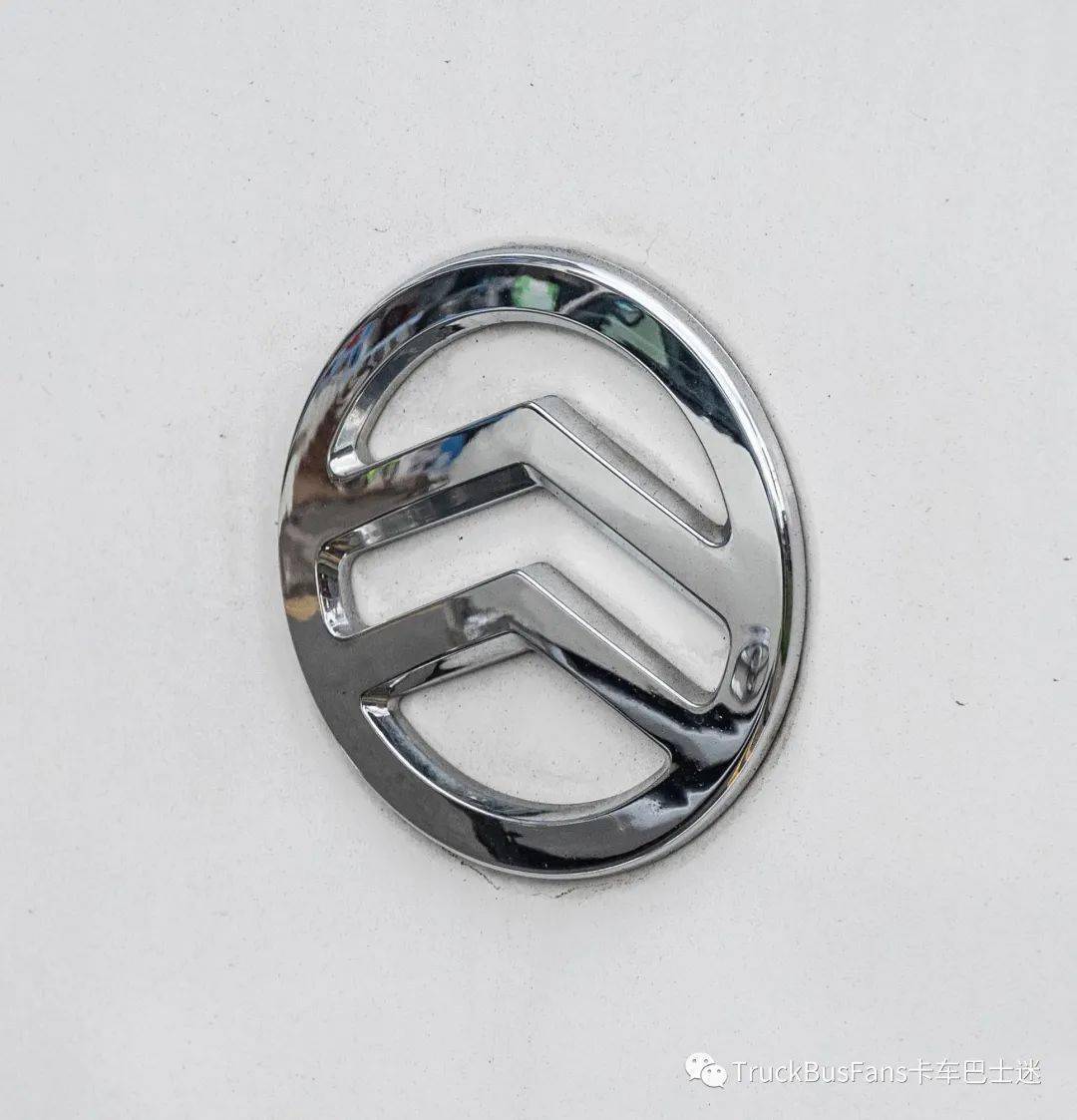 我在国外拍客车丨新加坡旅游光观车一览——厦门金旅XML6772J18_搜狐网