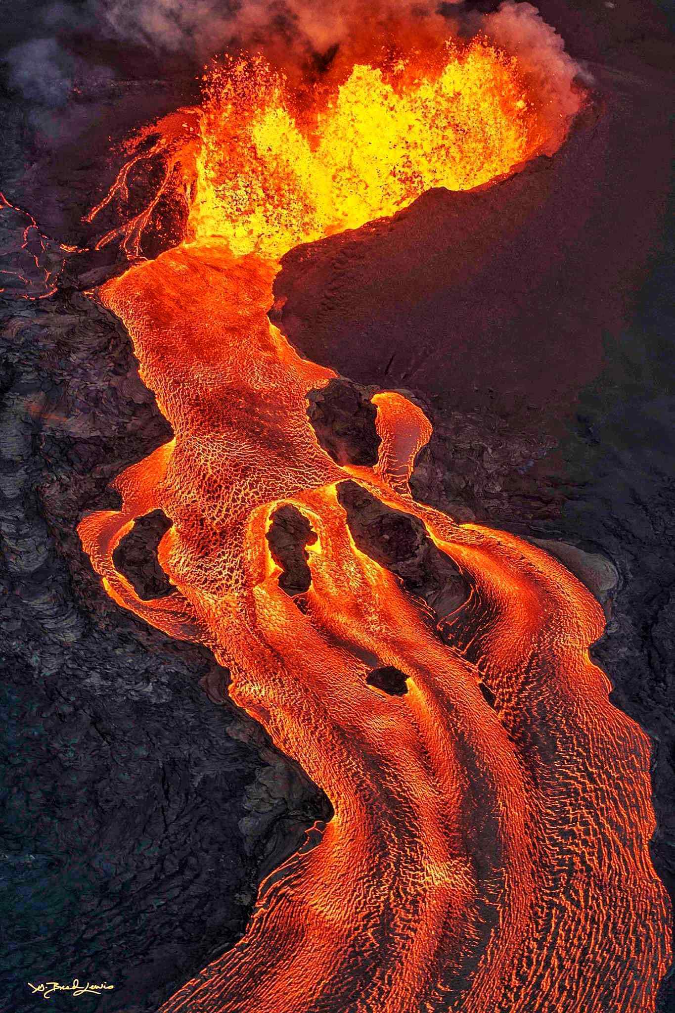 火山喷发手机壁纸图片