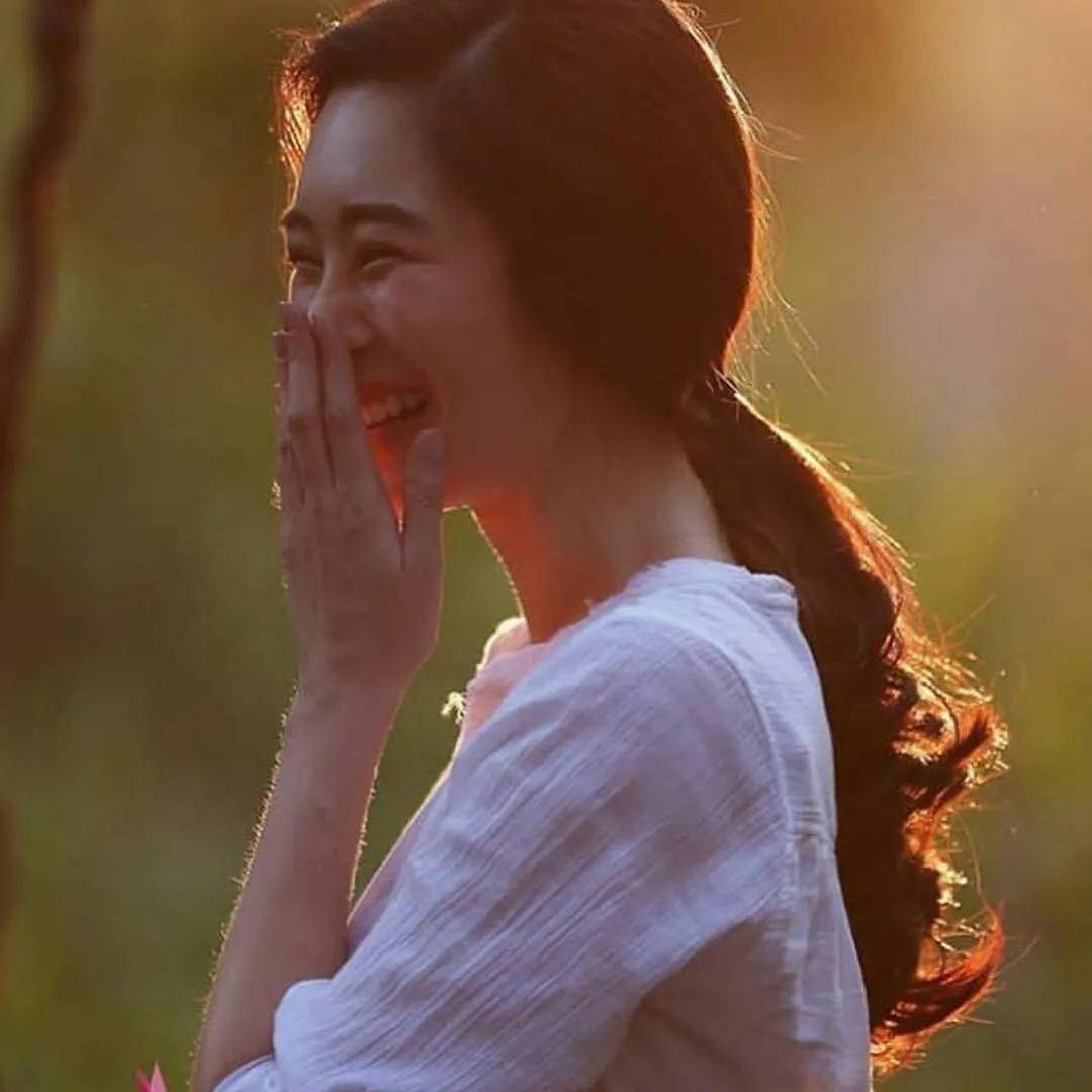 泰星瓦丽缇莎·玛黑颂今日份美照_thisa_气质_刘亦菲