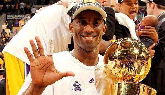 科比:我第一次夺冠只有22岁,魔术师:我20岁,他:都让一让_韦德_球员