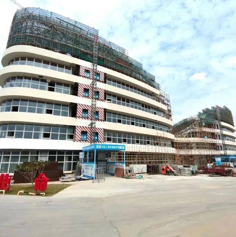 陵水坚持疫情防控和复工复产“两手抓、两手硬”扎实推进项目建设_进行_工作_施工人员