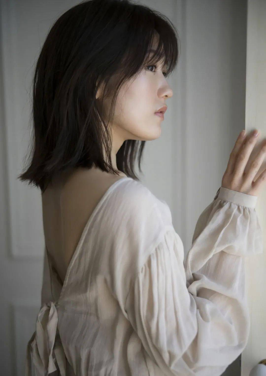 渡边麻友写真集:这组写真真是清纯和性感的结合了!_摄影_画册_电子版