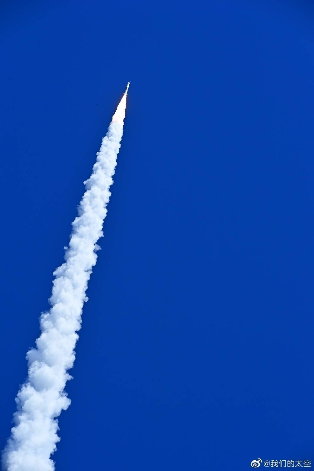 我国成功发射微厘空间一号s3/s4试验卫星_运载火箭_喻鹏_任务