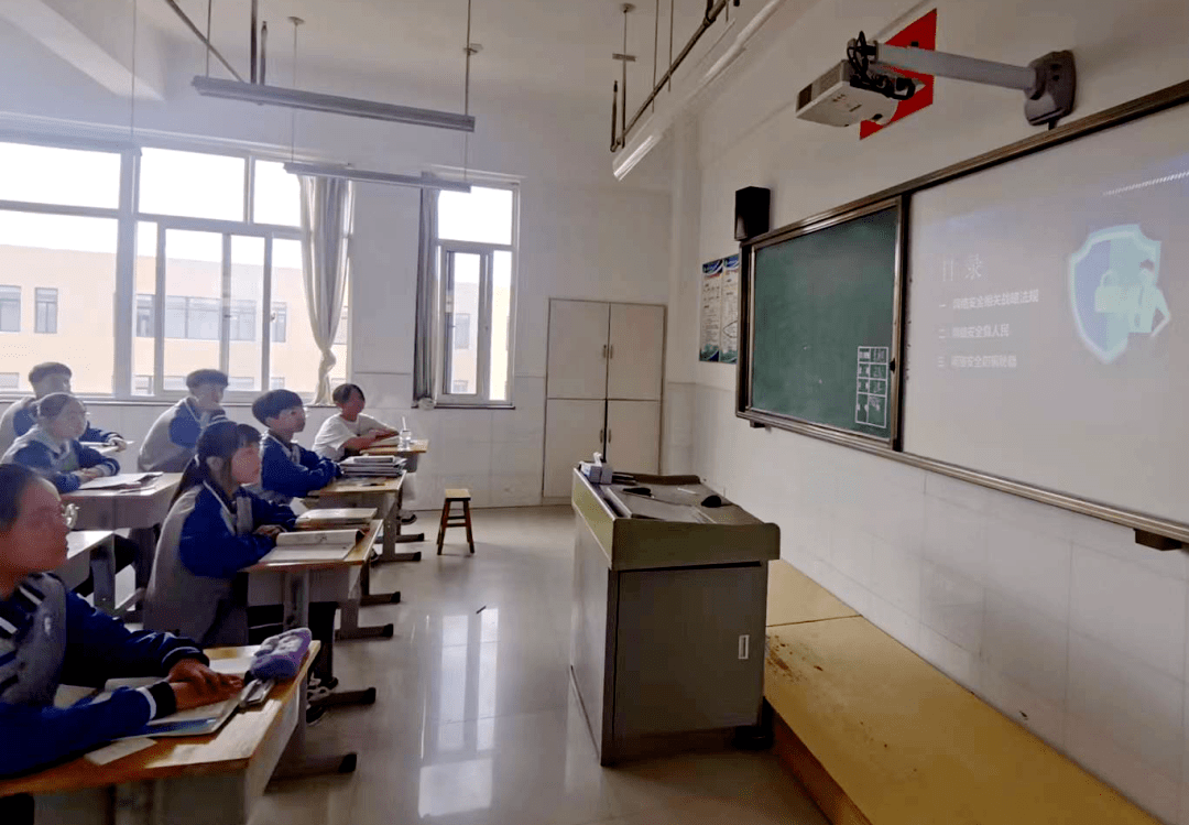 日照市实验中学▲曲阜师范大学附属实验学校▲日照市金海岸小学日照市