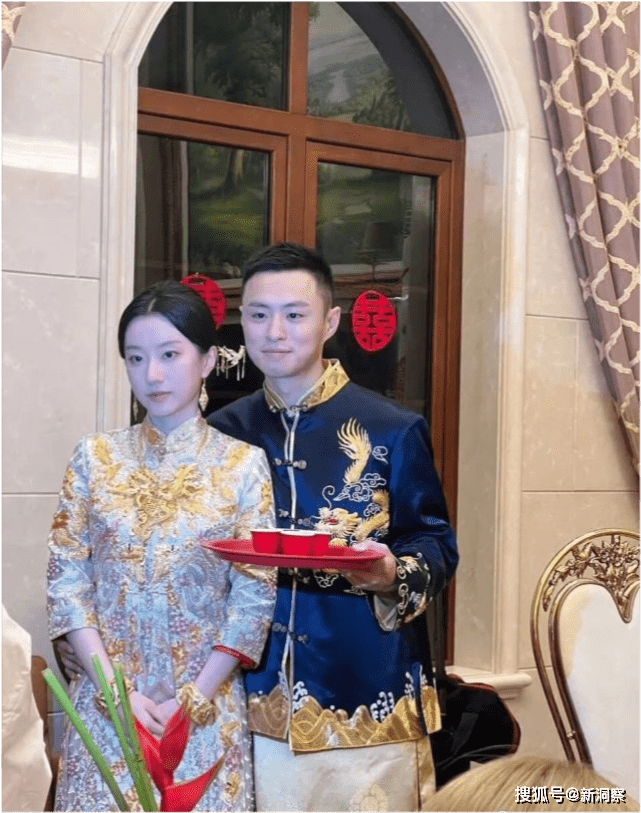 跟大网红花珊珊恋爱,娶门当户对的真千金!_庄浩龙_富二代_灰姑娘