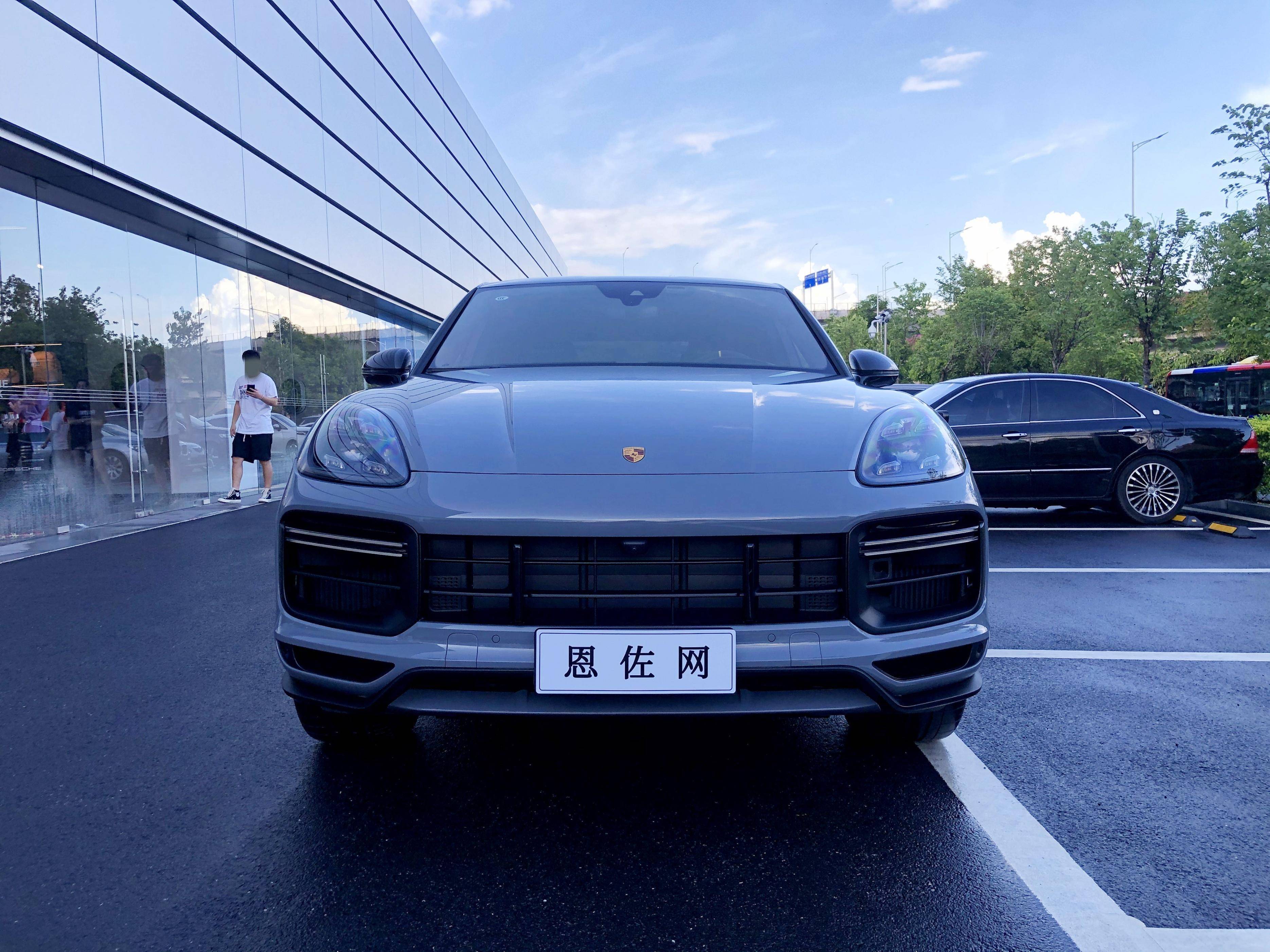 地表最速suv,卡宴turbo gt,270多万拿下,有多少人见过?