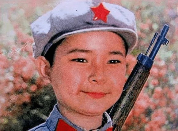 48年过去,当年出演《闪闪的红星》的潘冬子怎么样了?_祝新_李俊_孩子