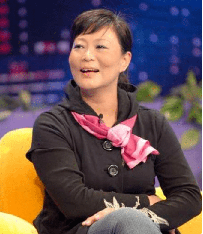 2004年,戴志诚出轨师叔的老婆,跟杨蕾离婚,李金斗:不能这么干_袁茵