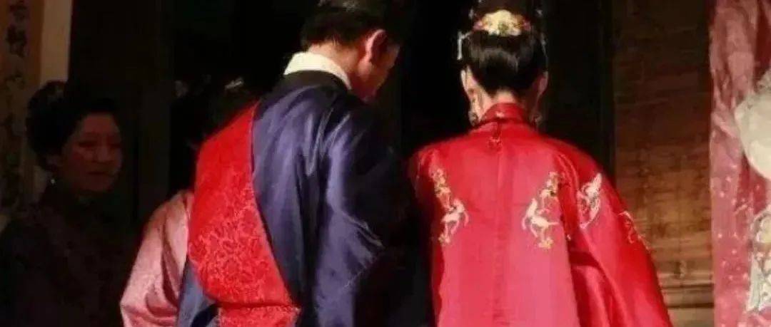 古代穷人娶不起媳妇,为了传宗接代怎么办,方法太荒唐_妻子_陋习_生育