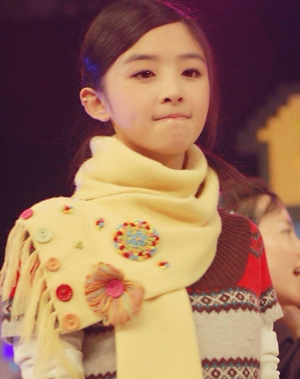 朱一龙李小璐,胡一天张含韵的娱乐消息_亲爱的_芒果_贾云馨