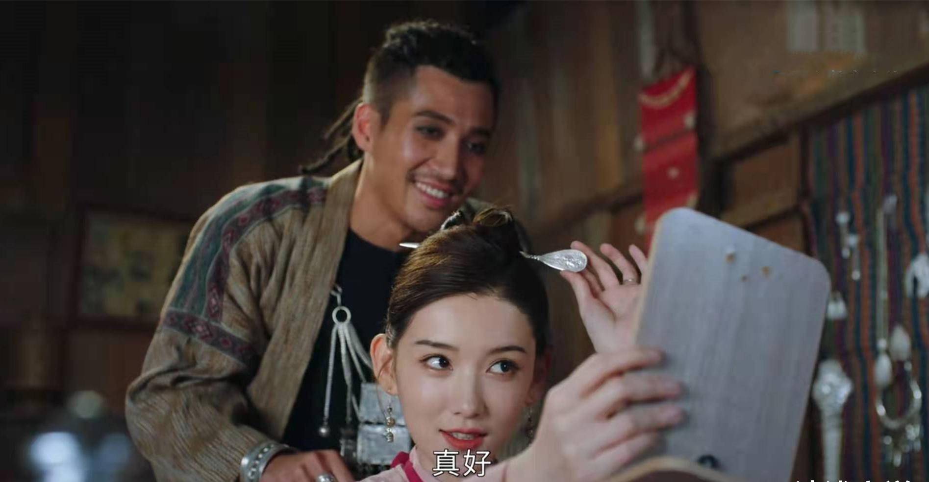 司藤:赤伞沈银灯配不上央波的痴情,本想让央波救她结果害死对方_黑背