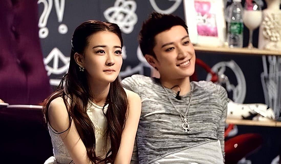 直到2016年,28岁的乔任梁因为抑郁症去世,徐璐在节目中的一句话才重新