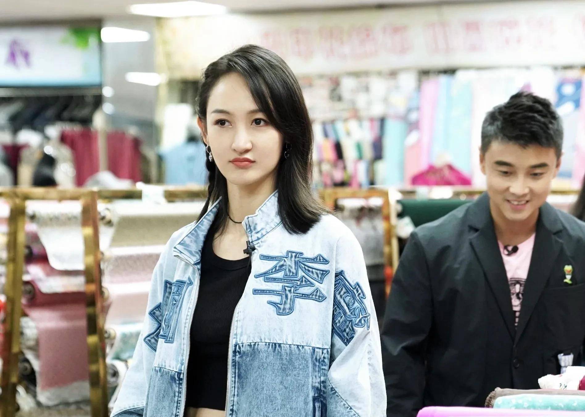 闫博雅_妻子_丈夫