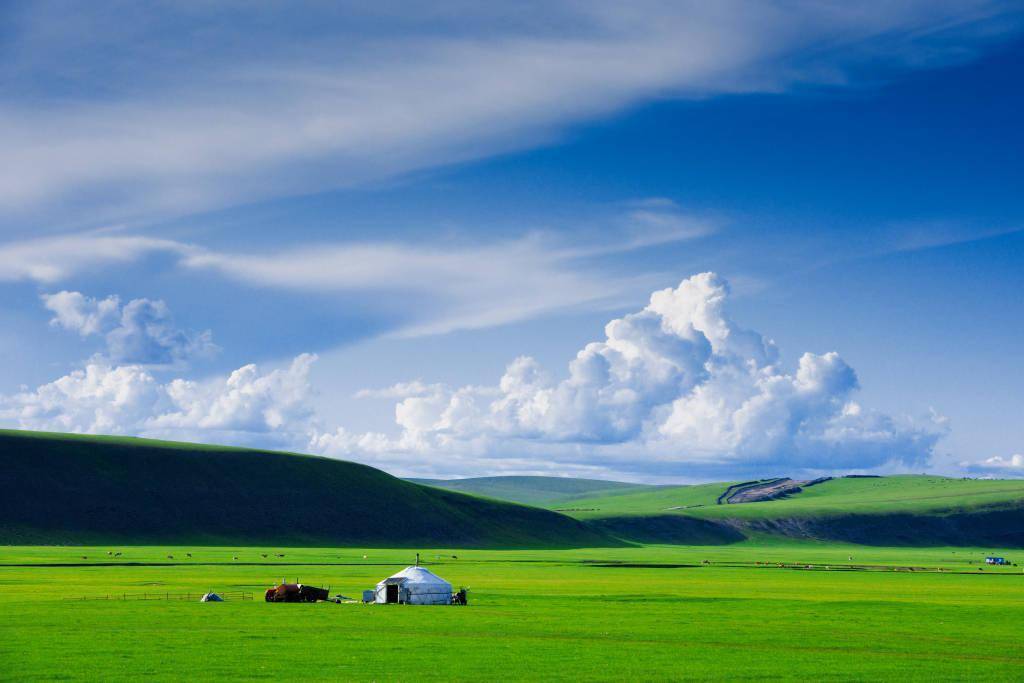 壮美草原:铺在大地上的绿毯_视觉_中国_风光