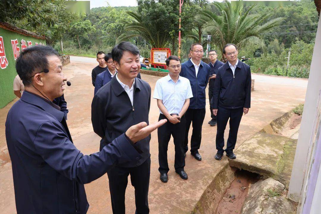 在楚雄龙兴天露农业发展有限公司和云南省牟定县宏鑫种养殖有限公司