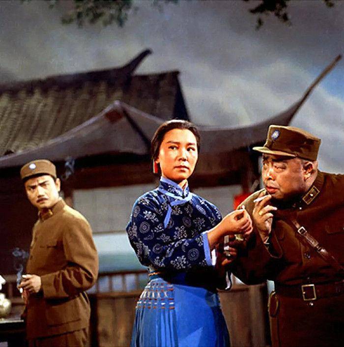 京剧电影《沙家浜》当年万人空巷,红极一时的五大主演今何在?